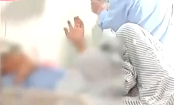 Yok artık! Adam cinsel organına 90 santimlik kabloyu...