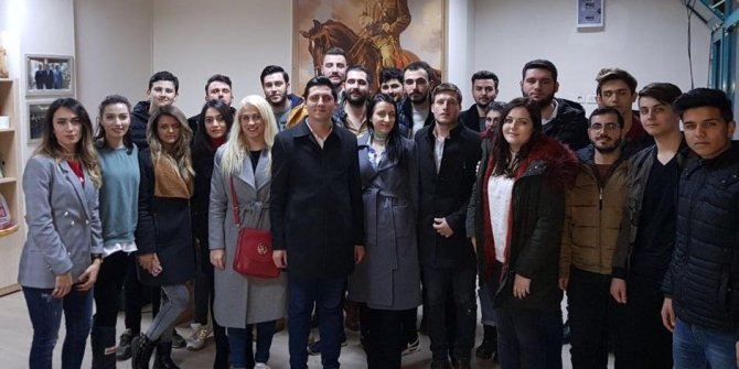 Cumhuriyet Halk Partisi Bornova Gençlik Kolları hızlı başladı