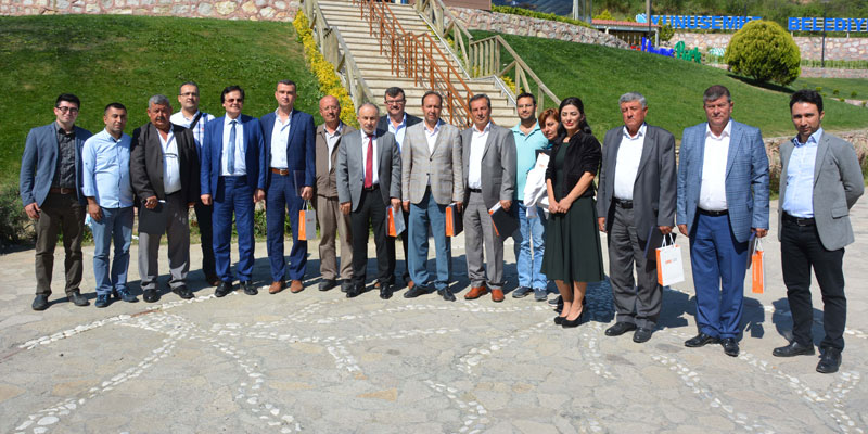 GDZ Elektrik Dağıtım muhtarları dinliyor