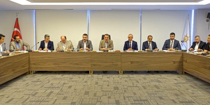 AK Parti İzmir'de ilçe koordinatörleri belli oldu