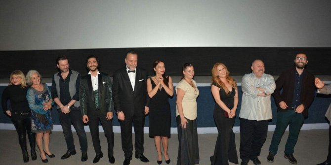 TUTSAK FİLMİNİN GALASI ATLAS SİNEMASINDA DÜZENLENDİ