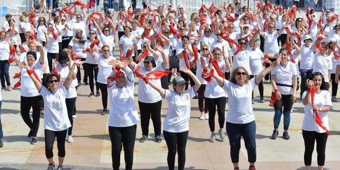 Muratpaşa'da sabah sporu