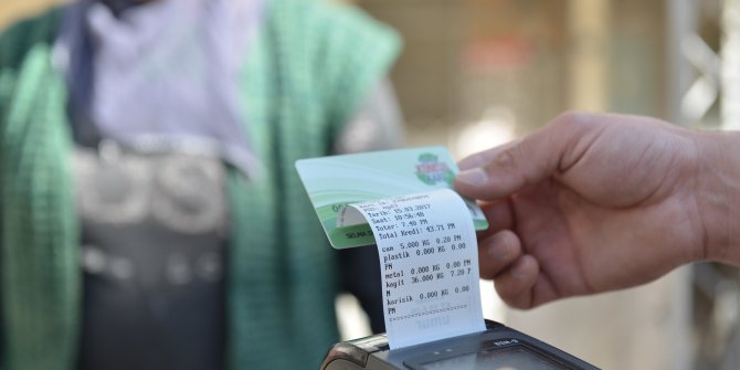 Muratpaşa'da Çevreci Komşu Kart ile kazandılar