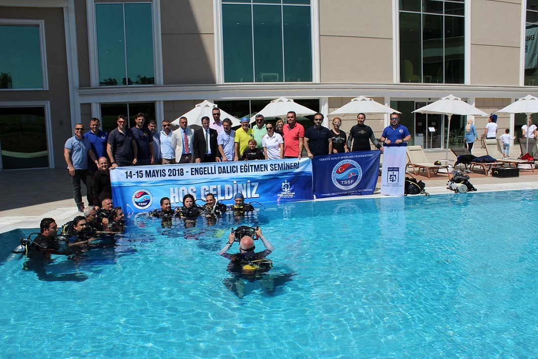 SUYUN ALTINDA ENGELLERİ AŞACAKLAR