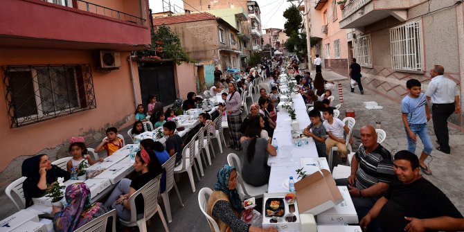Kadriye Mahallesi'nde bir araya geldiler