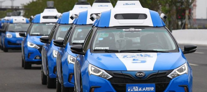 Baidu'nun sürücüsüz araçları otoyolda
