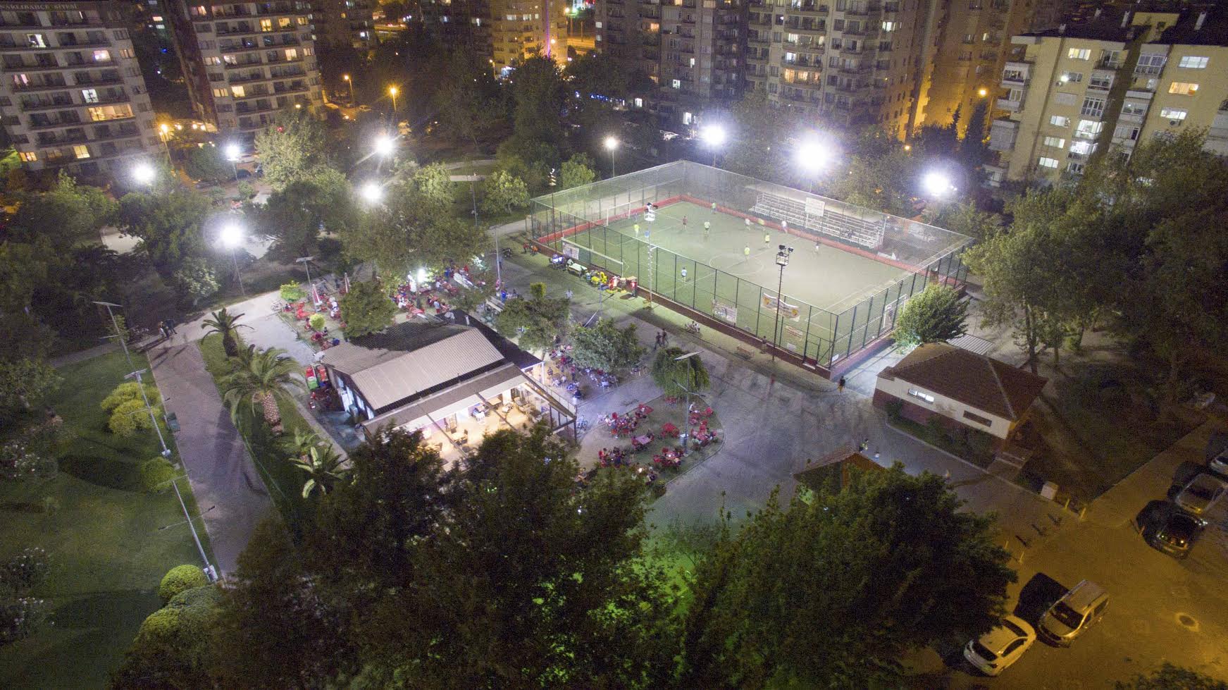 Bayraklı “Parklarıyla” güzel