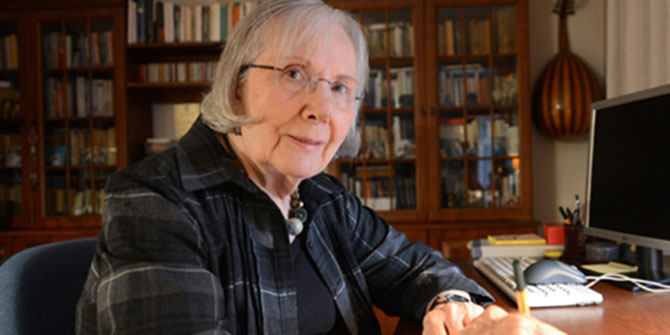 Erdal Öz Edebiyat Ödülü'nün sahibi Adalet Ağaoğlu