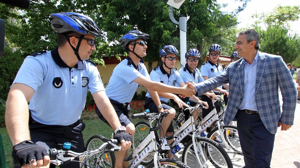 Bisikletli Zabıtalar İş Başında