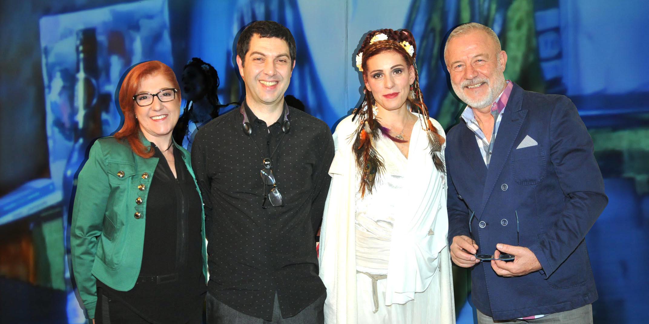 “Kül Kızı” Seferihisar Kaleiçi’nde sanatseverlerle buluştu