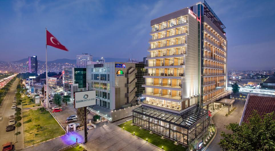 İzmir' e İstanbul yeme içme ve eğlence sektöründen bir dev geliyor