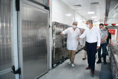 ege-universitesi-yemek-uretim-tesisi-hizmete-hazir-2.jpg
