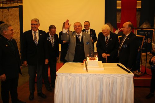izmirde-rotary-60-yasinda-foto-9.jpg