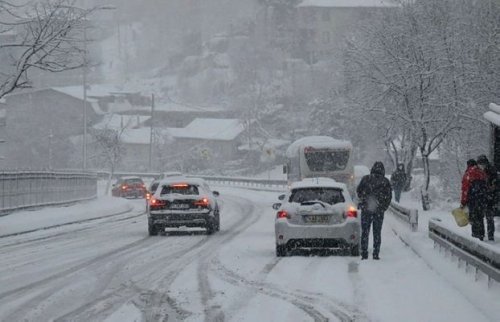 istanbul-valiligi-nden-beykoz-icin-kar-ve-don-uyar-1552-622x400.jpg