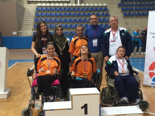 gaziemirin-boccia-sporcularindan-3-turkiye-sampiyonlugu-3.jpeg