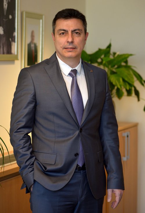 tofas-bilgi-ve-iletisim-teknolojileri-direktoru-ozgur-cetinoglu.jpg