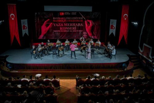 bayrakli-mandolin-orkestrasi-yaza-merhaba-dedi5.jpeg