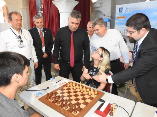 cesmede-satranc-turnuvasi-heyecani3.jpg