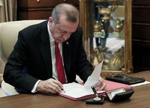 cumhurbaskani-erdogan-imzaladi-izmir-de-10-kaymakamin-yeri-degisti-h115126-d0c2b.jpg