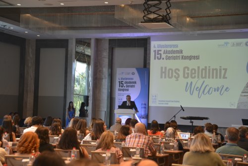 geriatri-kongresi.jpg