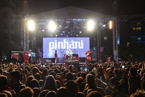 pinhani-konseri-haberi-7.jpeg