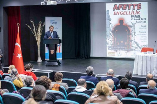 konakta-afette-engellilik-paneli-duzenlendi-1.jpeg
