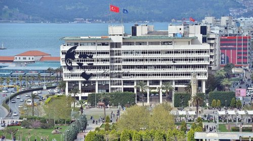 izmir-buyuksehir-belediye-binasi-icin-yikim-karari-810458-5.jpg