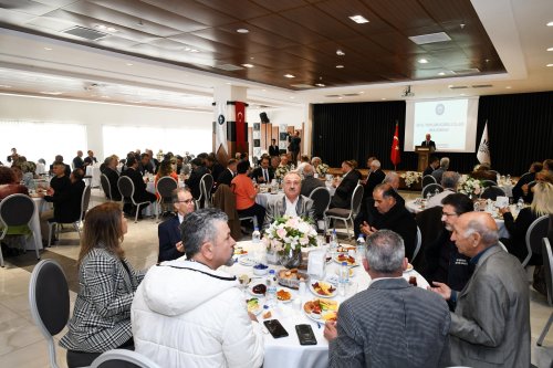 baskan-selvitopu-sivil-toplum-kuruluslarinin-yoneticileriyle-kahvaltida-bulustu-2.jpg