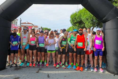 salomon-cesme-yari-maratonu-10k-start.jpg