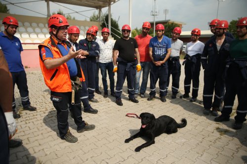 konak-arama-kurtarma-merkezi-egitimlerine-basladi-3.jpg
