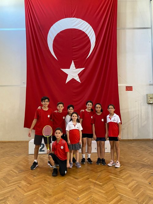 badmintonda-bayrakli-farki-1.jpeg