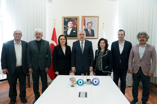 ege-figen-gokmen-ve-ekibi-rektor-budak-ziyaret.jpg