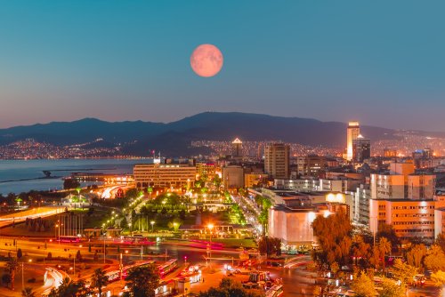 izmir-gece.jpg