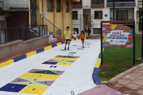 laleli-mahallesi-cocuk-oyun-sokagi-03.jpeg