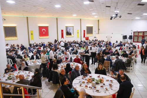 bucada-sehit-aileleri-gaziler-ve-yakinlari-icin-iftar-duzenlendi-1.jpg