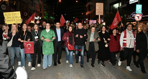 demokrasi-dayanisma-yuruyusu-4.jpeg