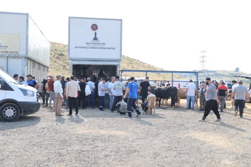 karabaglar-kurban-satis-alani-ve-bayram-ziyareti-4.jpeg