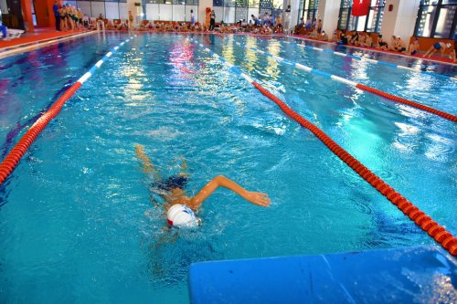 aliagada-yaz-donemi-yuzme-kurslari-basliyor-2.jpg