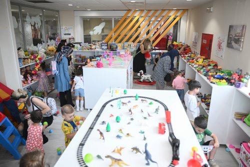 oyuncak-kutuphanesi-acilis-9.jpg
