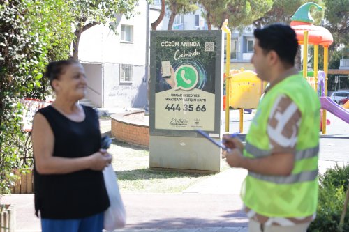 konak-iletisim-merkezi-ekipleri-sahada-1.jpeg