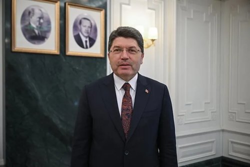 0x0-son-dakika-adalet-bakani-yilmaz-tunctan-terorsuz-turkiye-komisyonu-mesaji-cikacak-kararlar-onem-arz-ediyor-1753866149762.webp