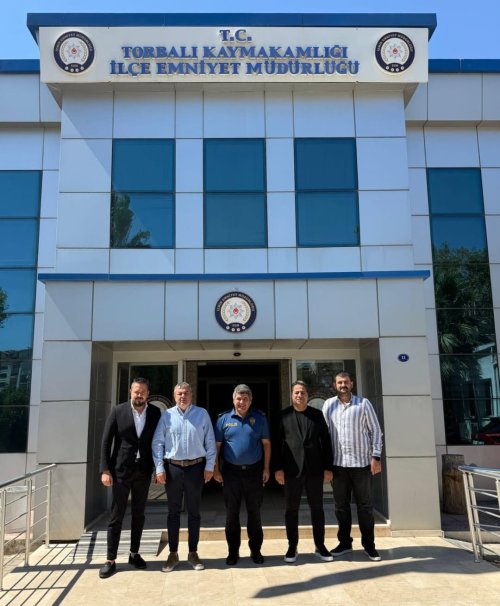 torbalimiza-ilce-emniyet-muduru-olarak-atanan-engin-tetiki-ozgur-erman-caglar-il-yonetim-kur-1.jpg