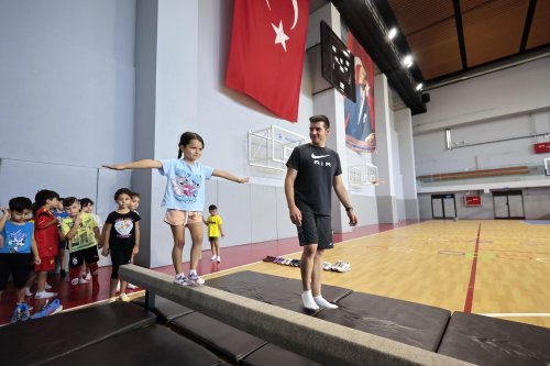 konak-belediyesi-spor-okullarinda-yeni-donem-kayitlari-basladi-5.jpeg