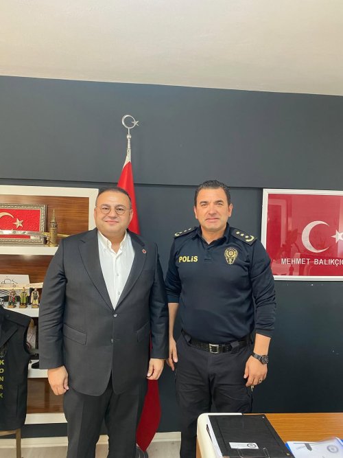 konak-ilce-emniyet-mudurumuz-sayin-mehmet-balikcioglunu-yonetim-kurulu-uyelerimiz-ile-ziyaret-e.jpg