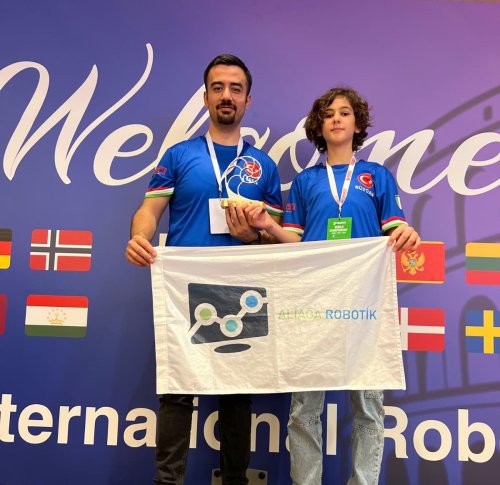 4-fibonacci-robot-olimpiyatlarinda-aliagadan-3-dunya-birincisi-3.jpeg