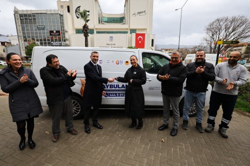 efes-selcuk-belediyesine-hayvan-ambulansi-bagisi-3.jpeg