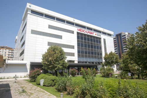 medical-point-izmir-hastanesi.jpeg