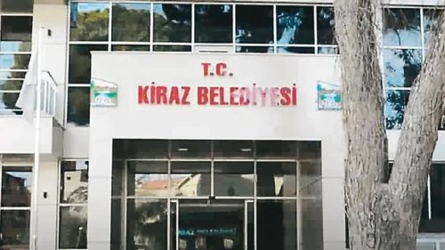 780x411-chpli-kiraz-belediyesinden-isci-kiyimi-1714081142669.webp