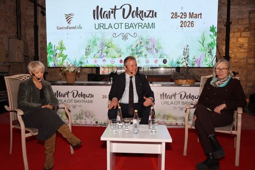 urlada-bahar-basladi-mart-dokuzu-urla-ot-bayrami-coskusu-8.jpg
