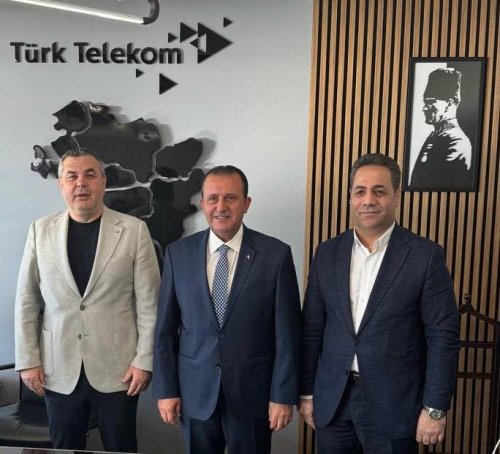 turk-telekom-bolge-muduru-olarak-goreve-baslayan-onceki-donem-menderes-belediye-baskanimiz-ve-k.jpg
